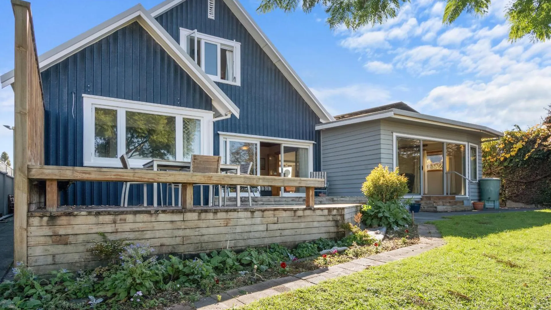 The Sustainable House - Tauranga Holiday Home